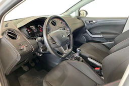 valkoinen SEAT Ibiza 2015 kuva 8.