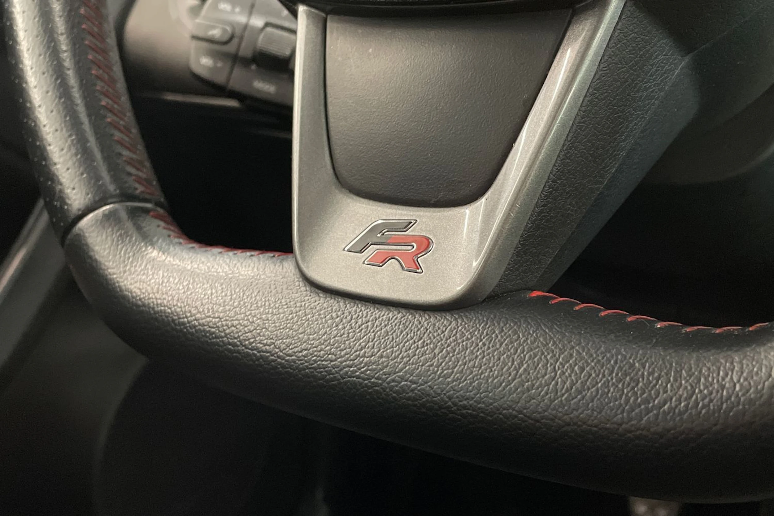 valkoinen SEAT Ibiza 2015 kuva 17.