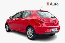 punainen SEAT Ibiza 2016 kuva 2.