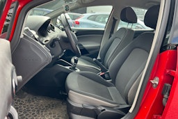 punainen SEAT Ibiza 2016 kuva 3.