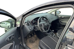 musta SEAT Ibiza 2016 kuva 3.