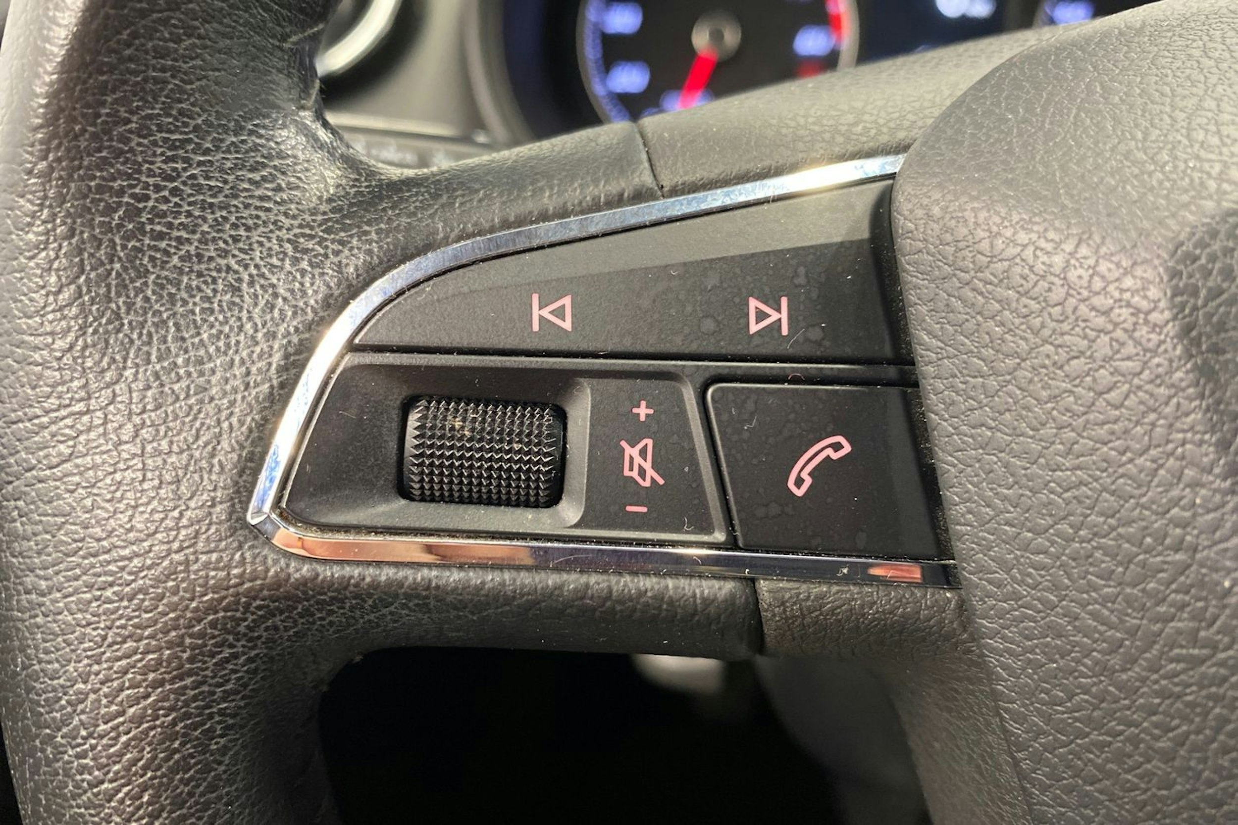 ruskea (beige) SEAT Ibiza 2016 kuva 19.