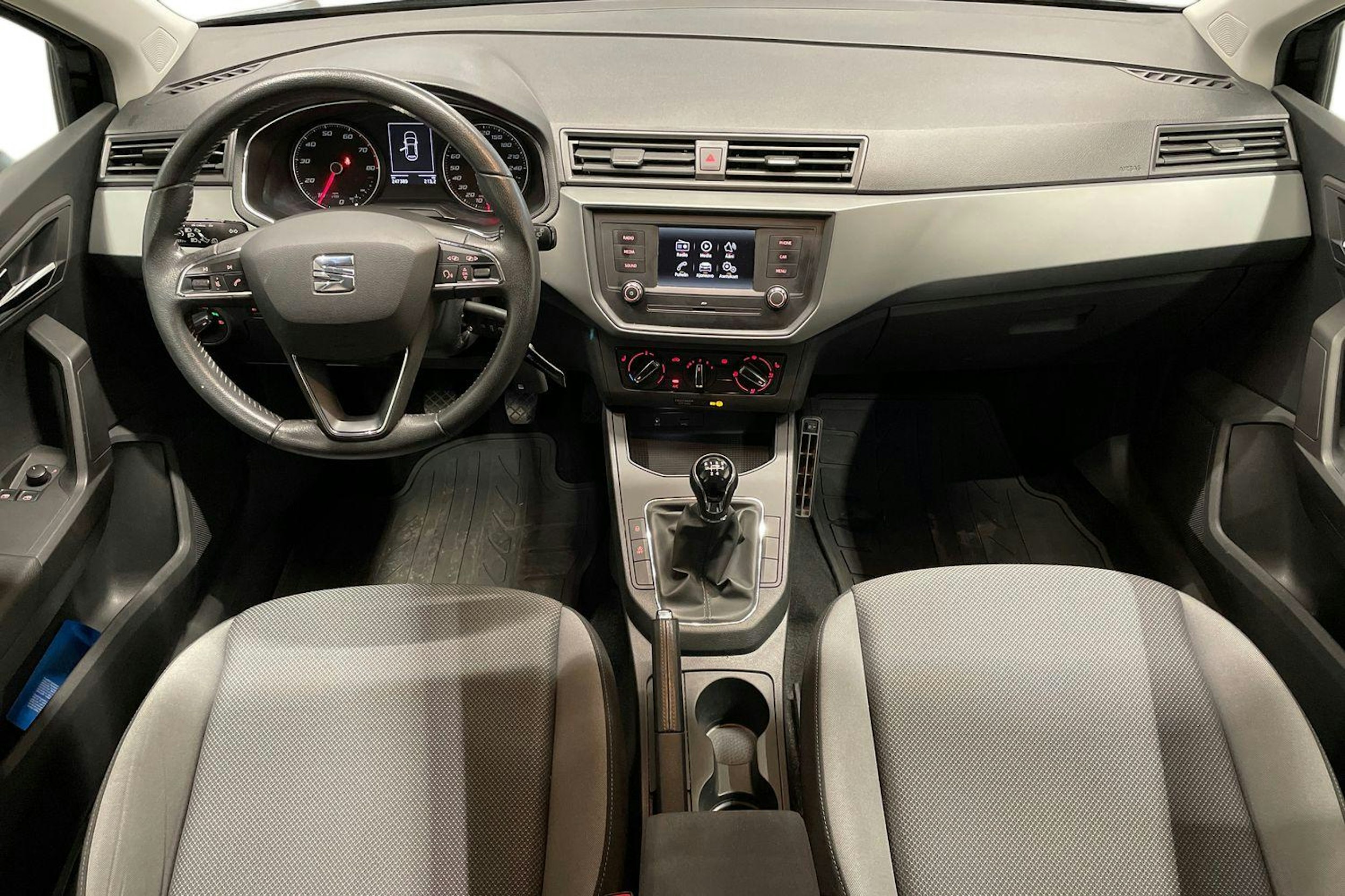 met. musta SEAT Ibiza 2017 kuva 9.