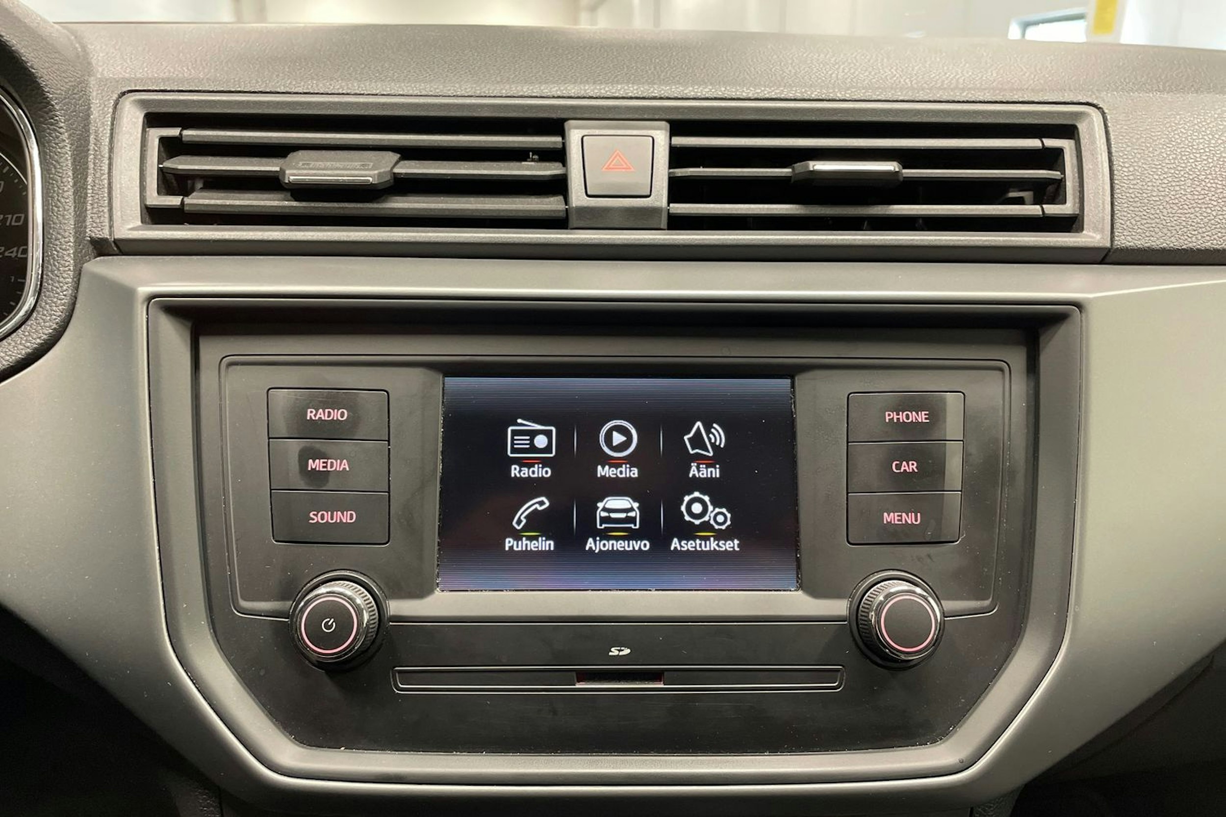 met. musta SEAT Ibiza 2017 kuva 17.