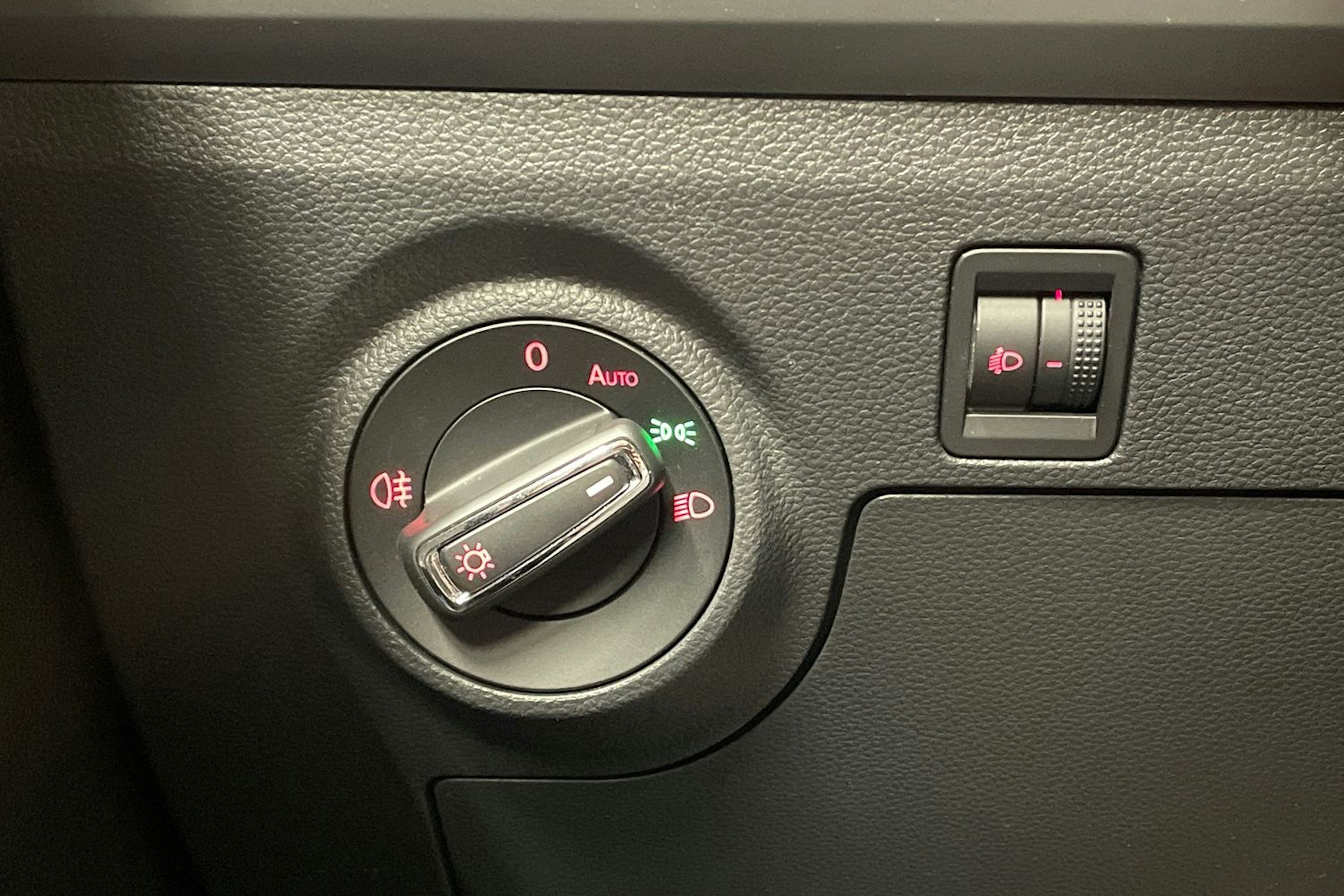 met. musta SEAT Ibiza 2017 kuva 20.