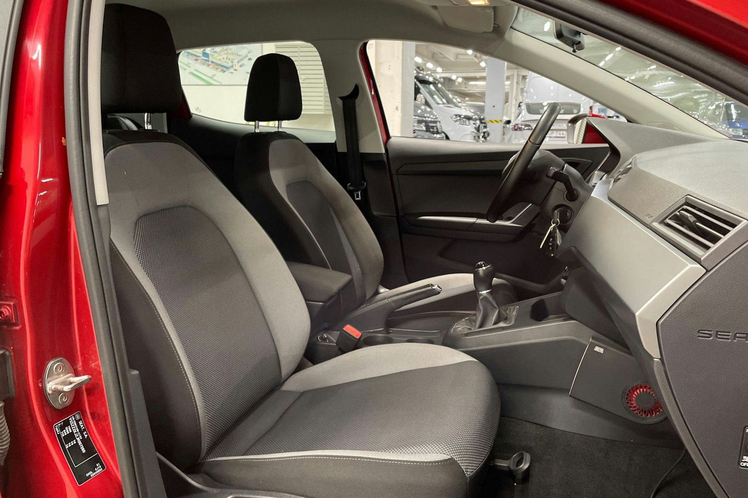 vihreä SEAT Ibiza 2018 kuva 22.