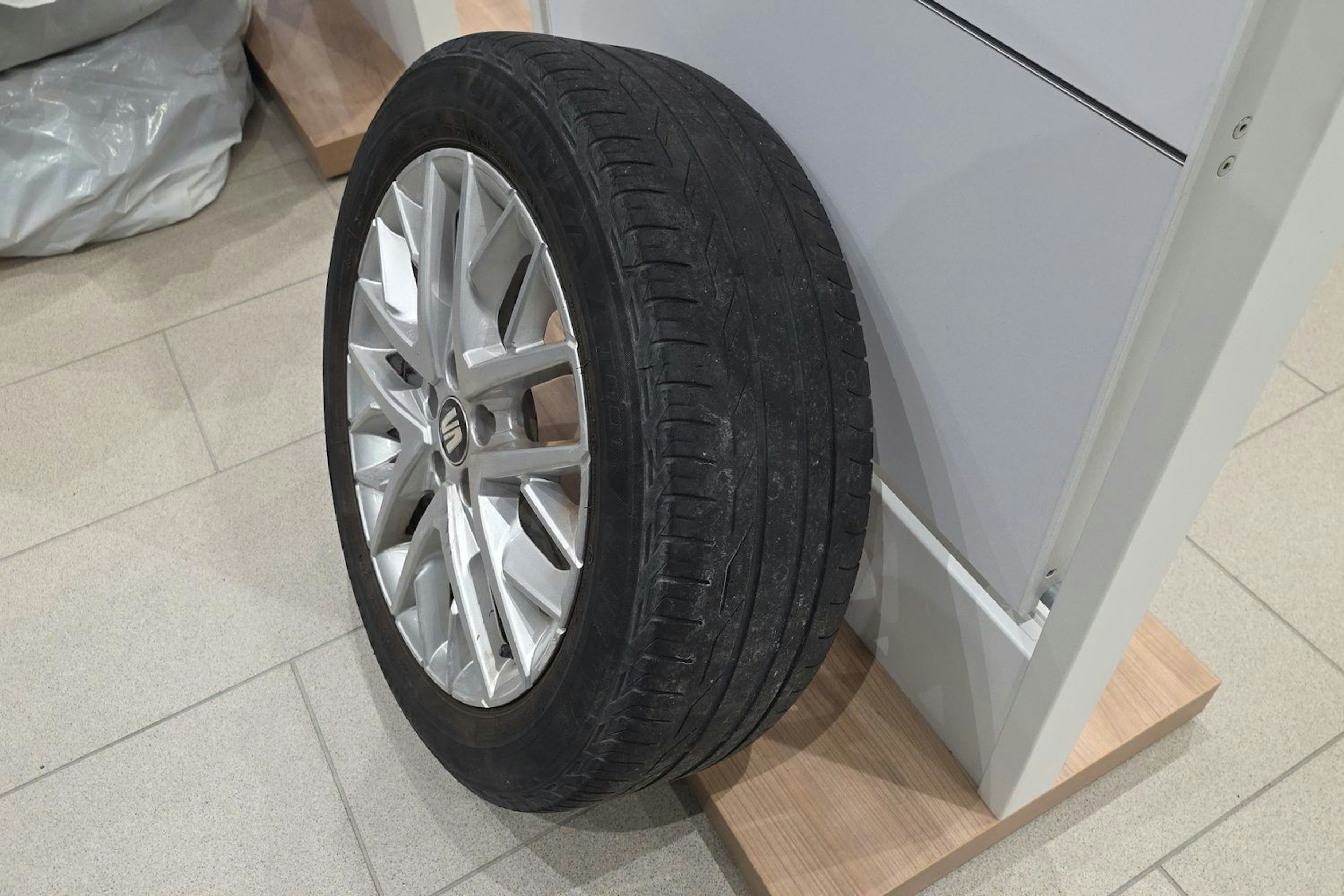 musta SEAT Ibiza 2018 kuva 15.