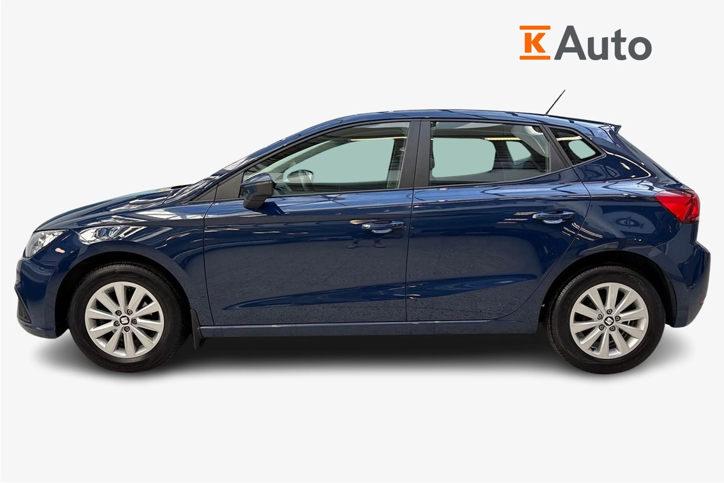 sininen SEAT Ibiza 2018 kuva 5.