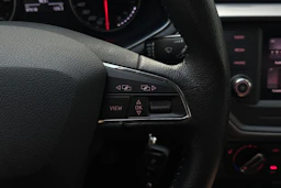 sininen SEAT Ibiza 2018 kuva 14.