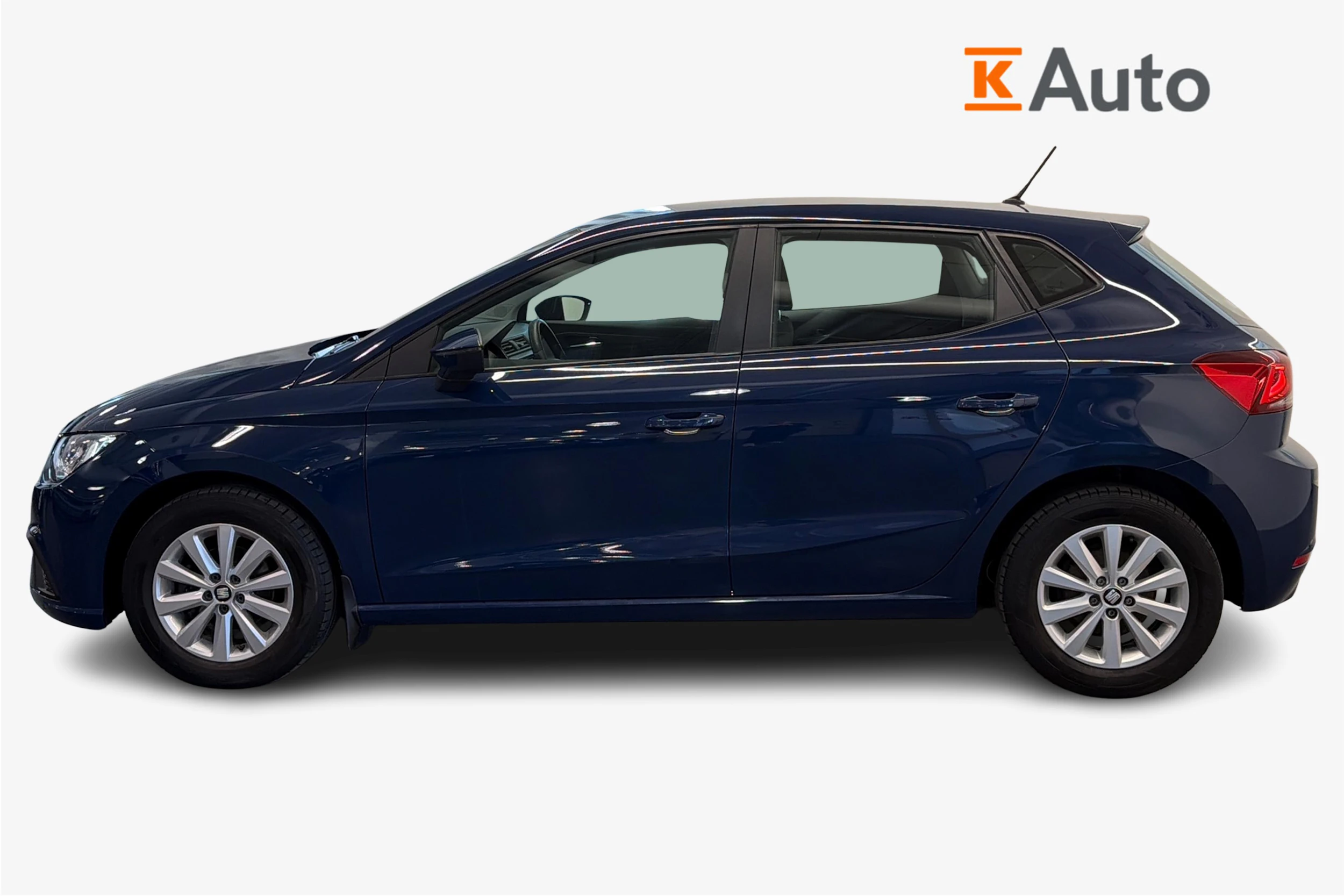 sininen SEAT Ibiza 2018 kuva 7.