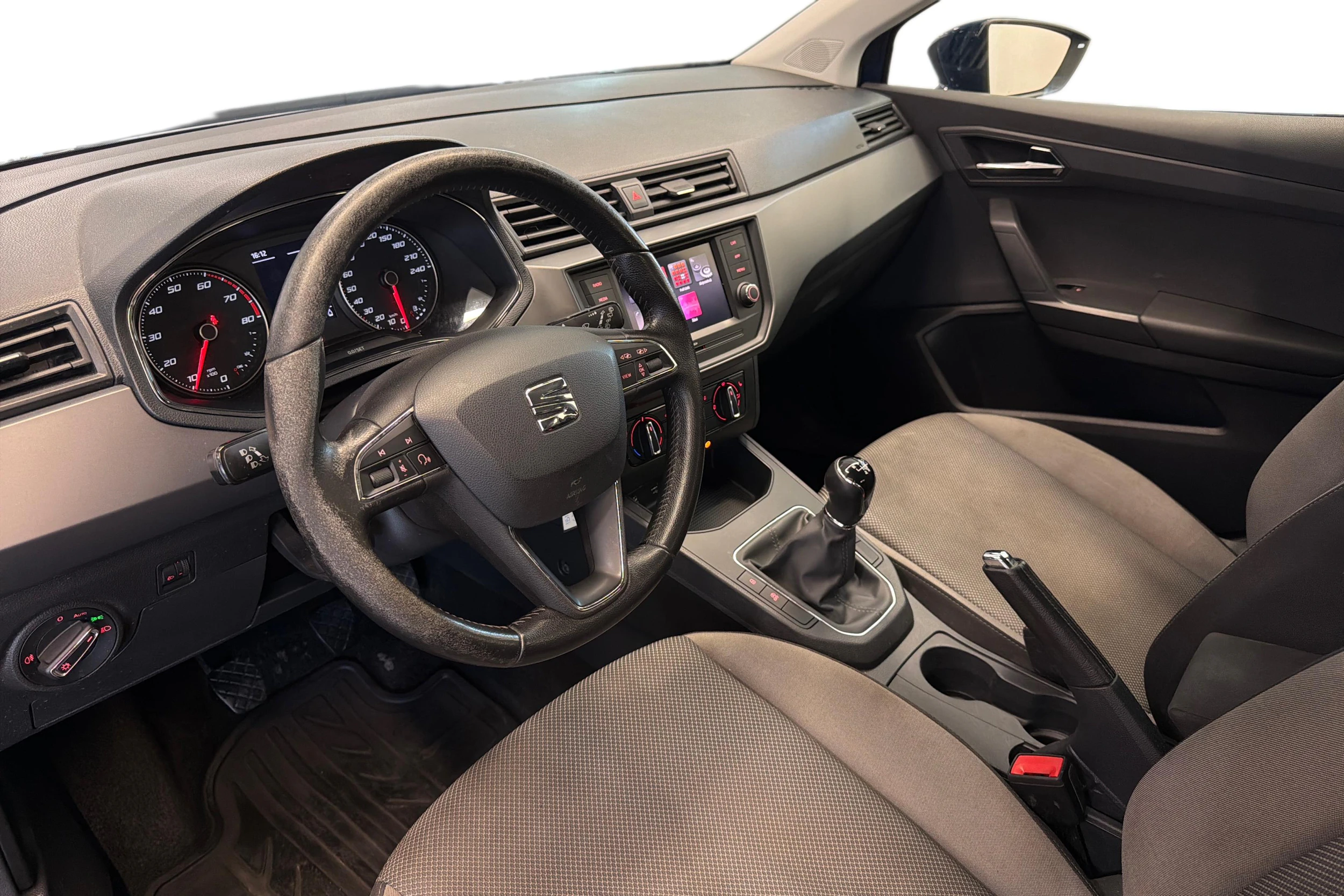 sininen SEAT Ibiza 2018 kuva 8.