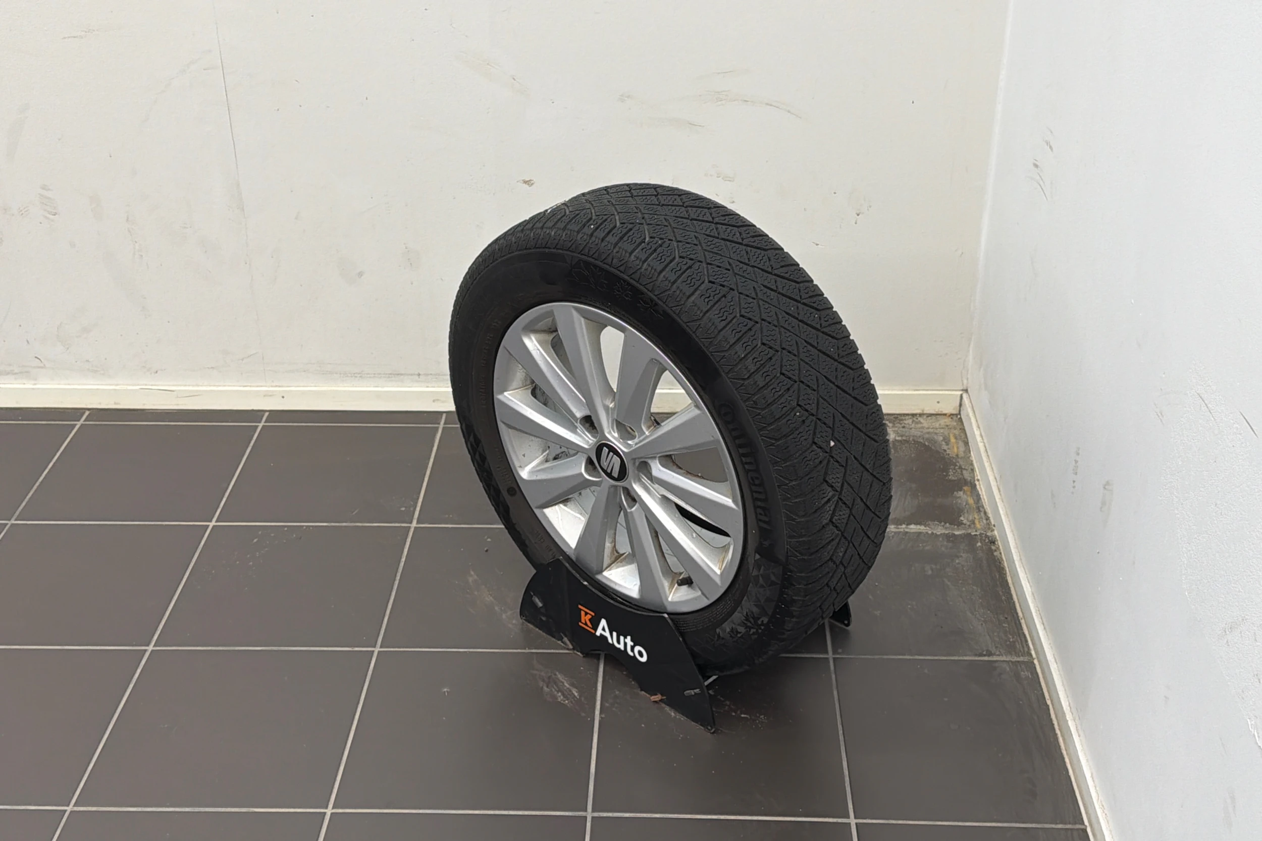 sininen SEAT Ibiza 2018 kuva 13.