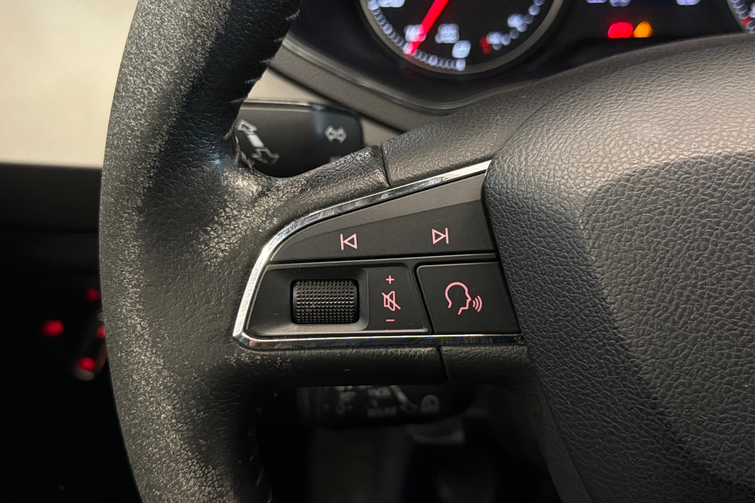 sininen SEAT Ibiza 2018 kuva 18.