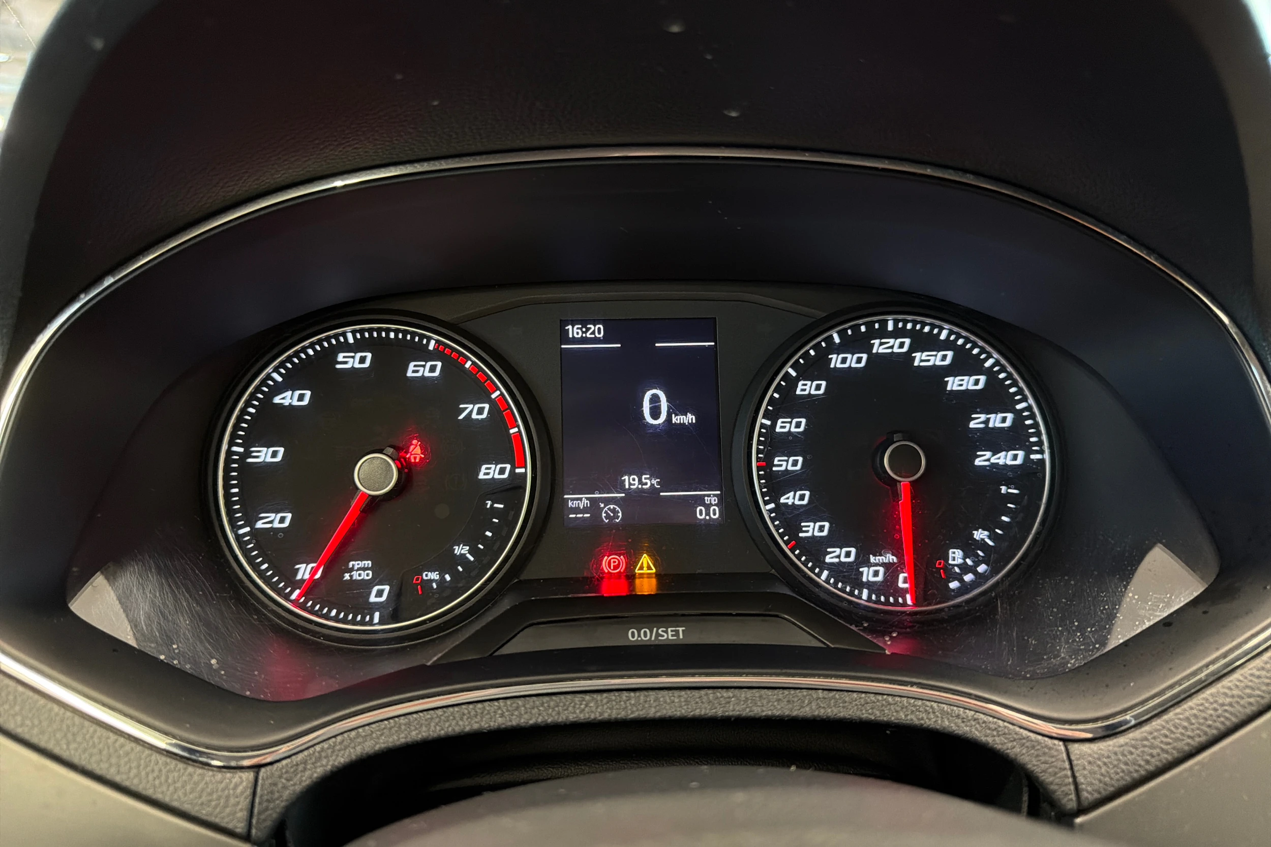 sininen SEAT Ibiza 2018 kuva 21.