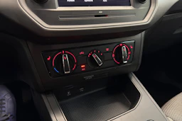 sininen SEAT Ibiza 2018 kuva 24.