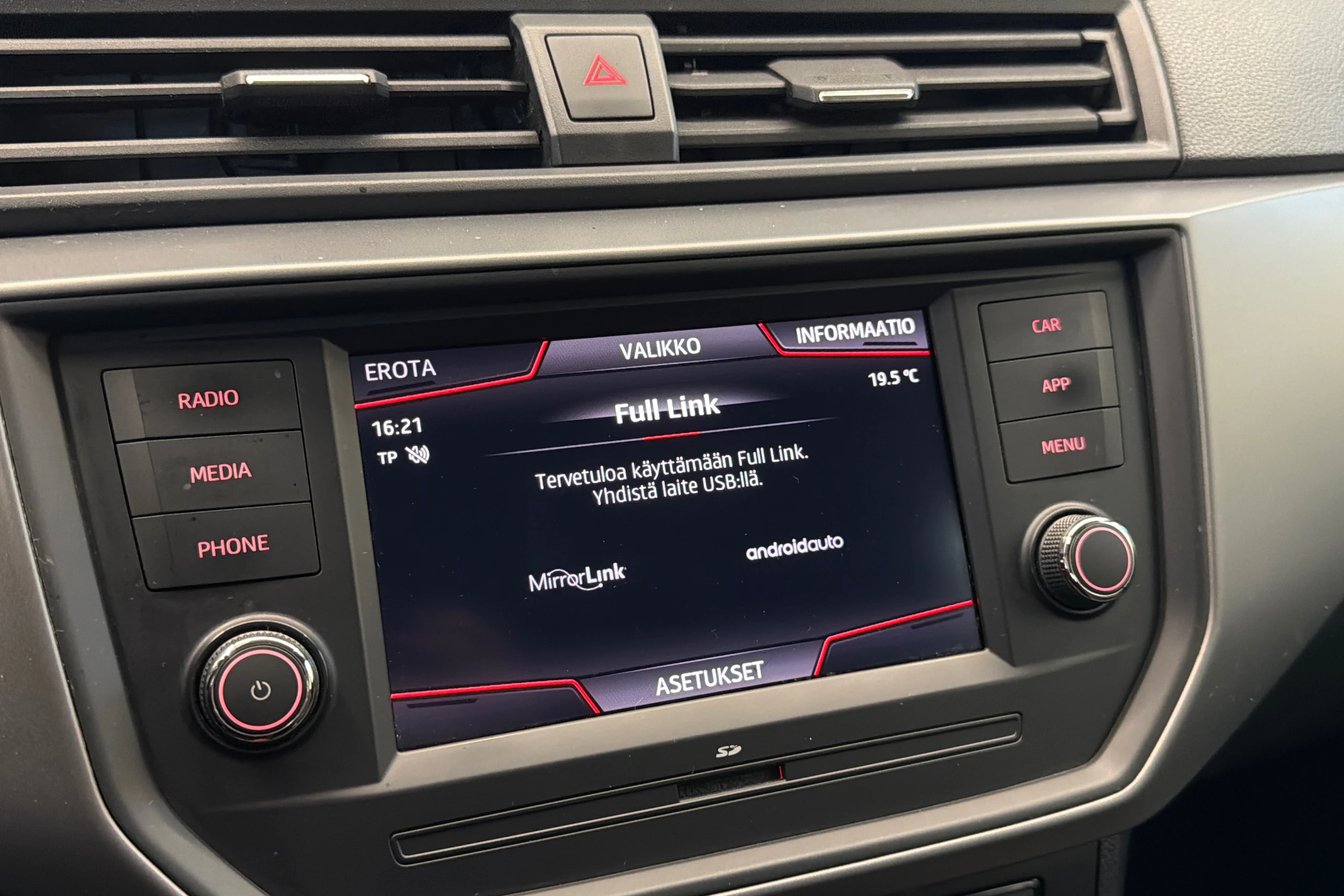 sininen SEAT Ibiza 2018 kuva 28.