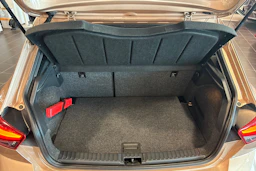 harmaa SEAT Ibiza 2018 kuva 11.
