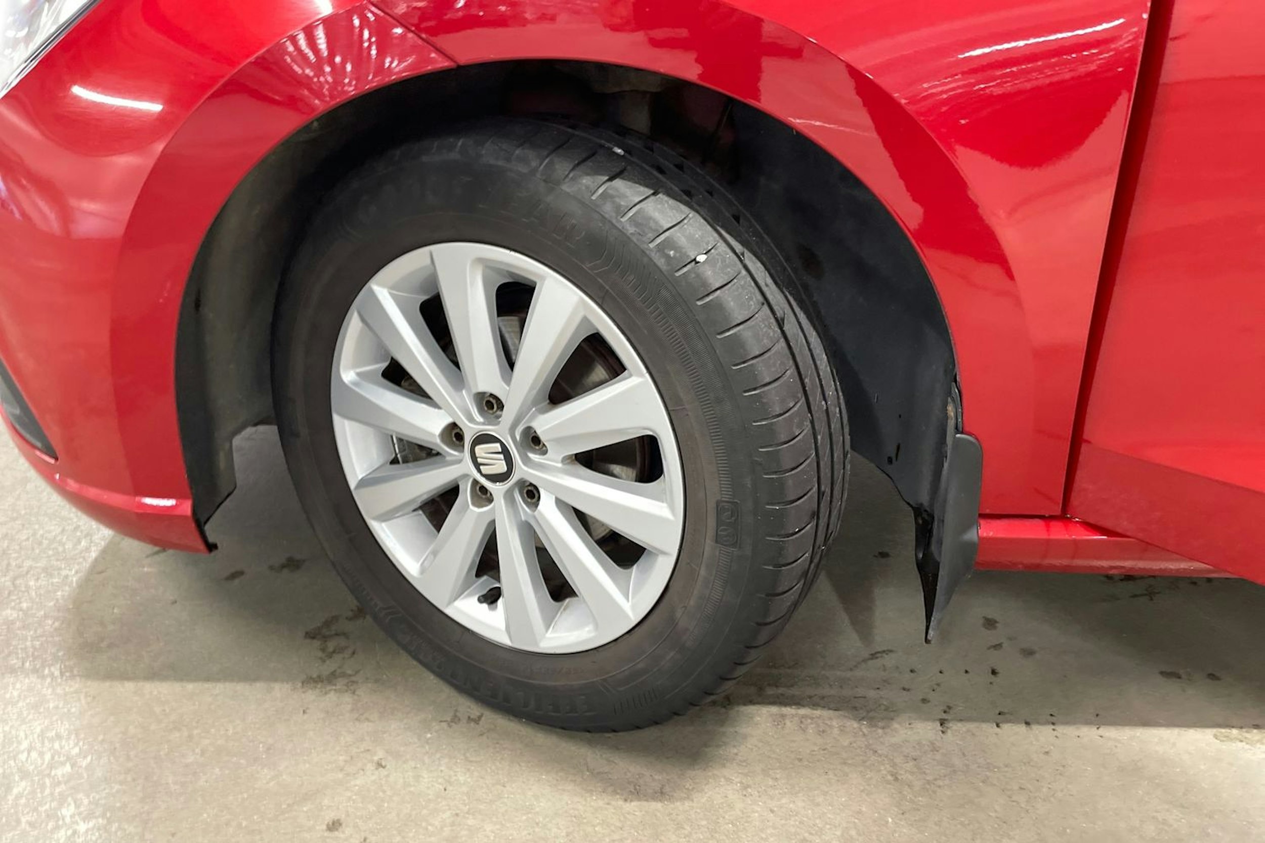 vihreä SEAT Ibiza 2018 kuva 38.