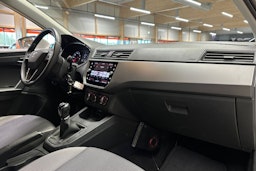 valkoinen SEAT Ibiza 2018 kuva 14.