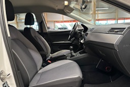 valkoinen SEAT Ibiza 2018 kuva 15.