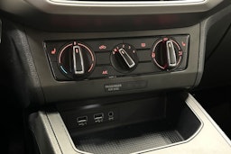valkoinen SEAT Ibiza 2018 kuva 20.