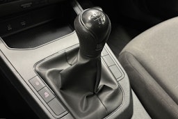 valkoinen SEAT Ibiza 2018 kuva 21.