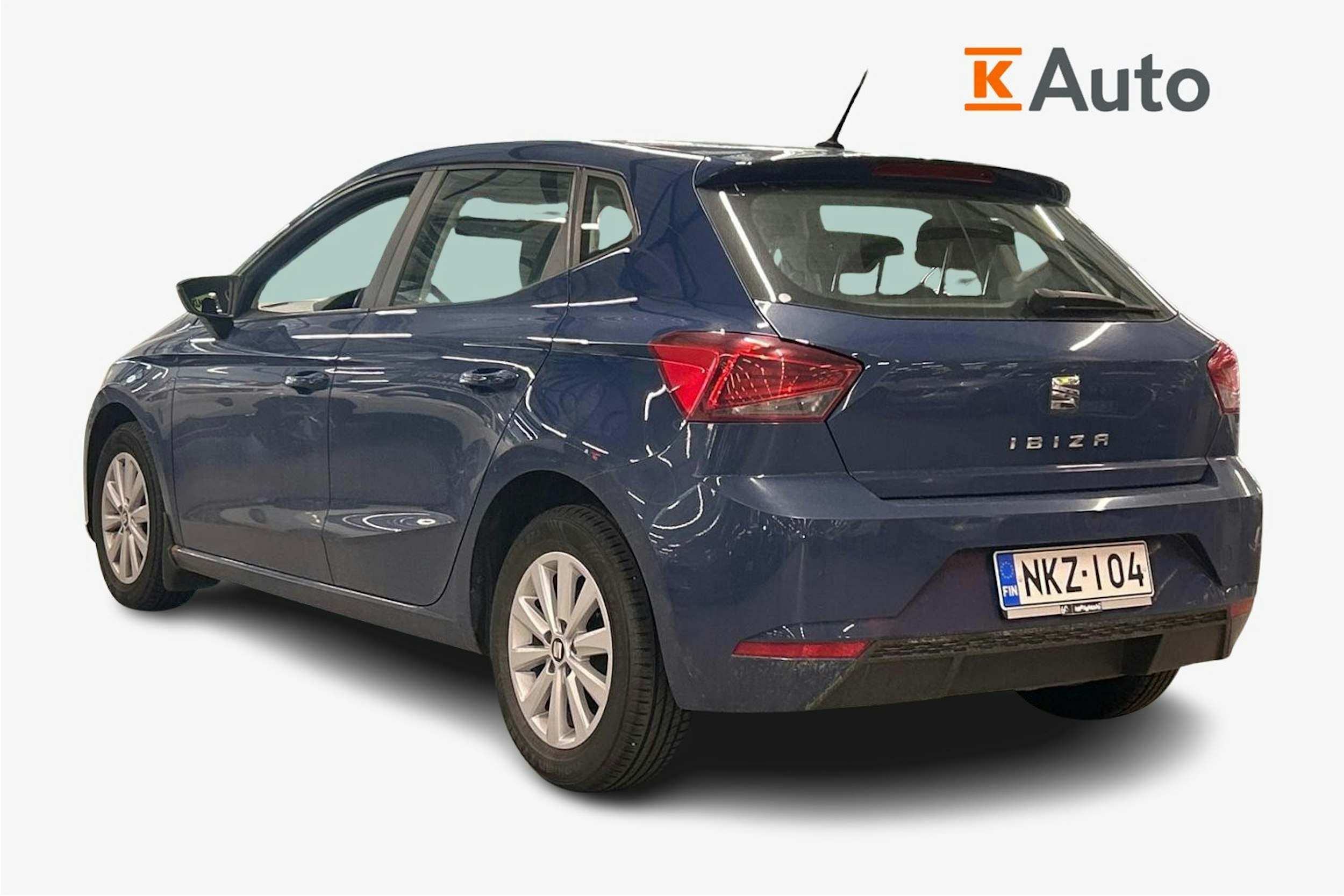 sininen SEAT Ibiza 2018 kuva 2.