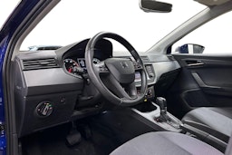 sininen SEAT Ibiza 2019 kuva 6.
