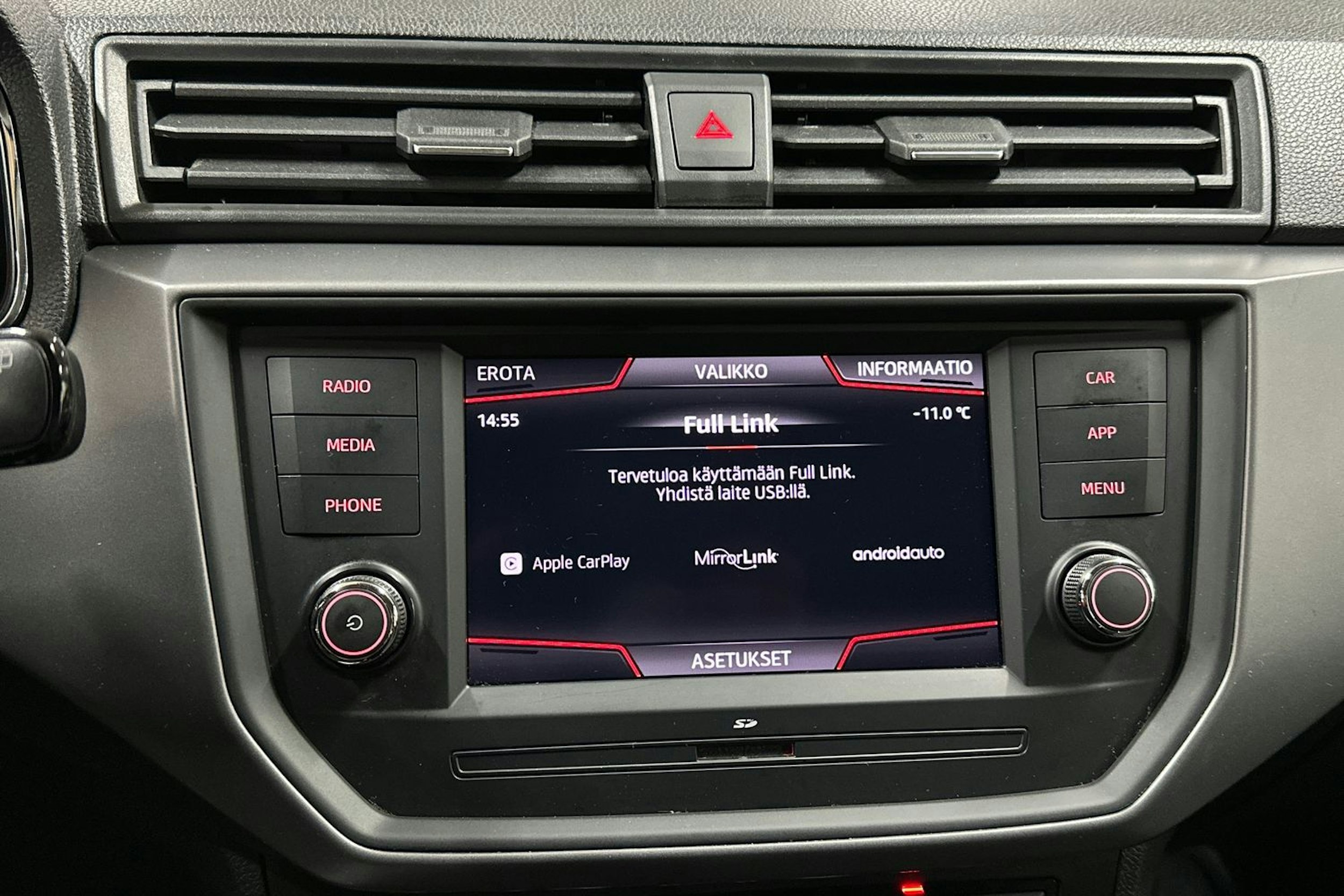 sininen SEAT Ibiza 2019 kuva 11.