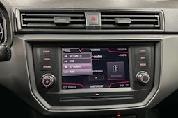 sininen SEAT Ibiza 2019 kuva 12.