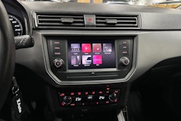 sininen SEAT Ibiza 2019 kuva 13.