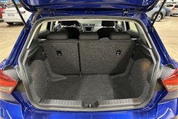 sininen SEAT Ibiza 2019 kuva 21.