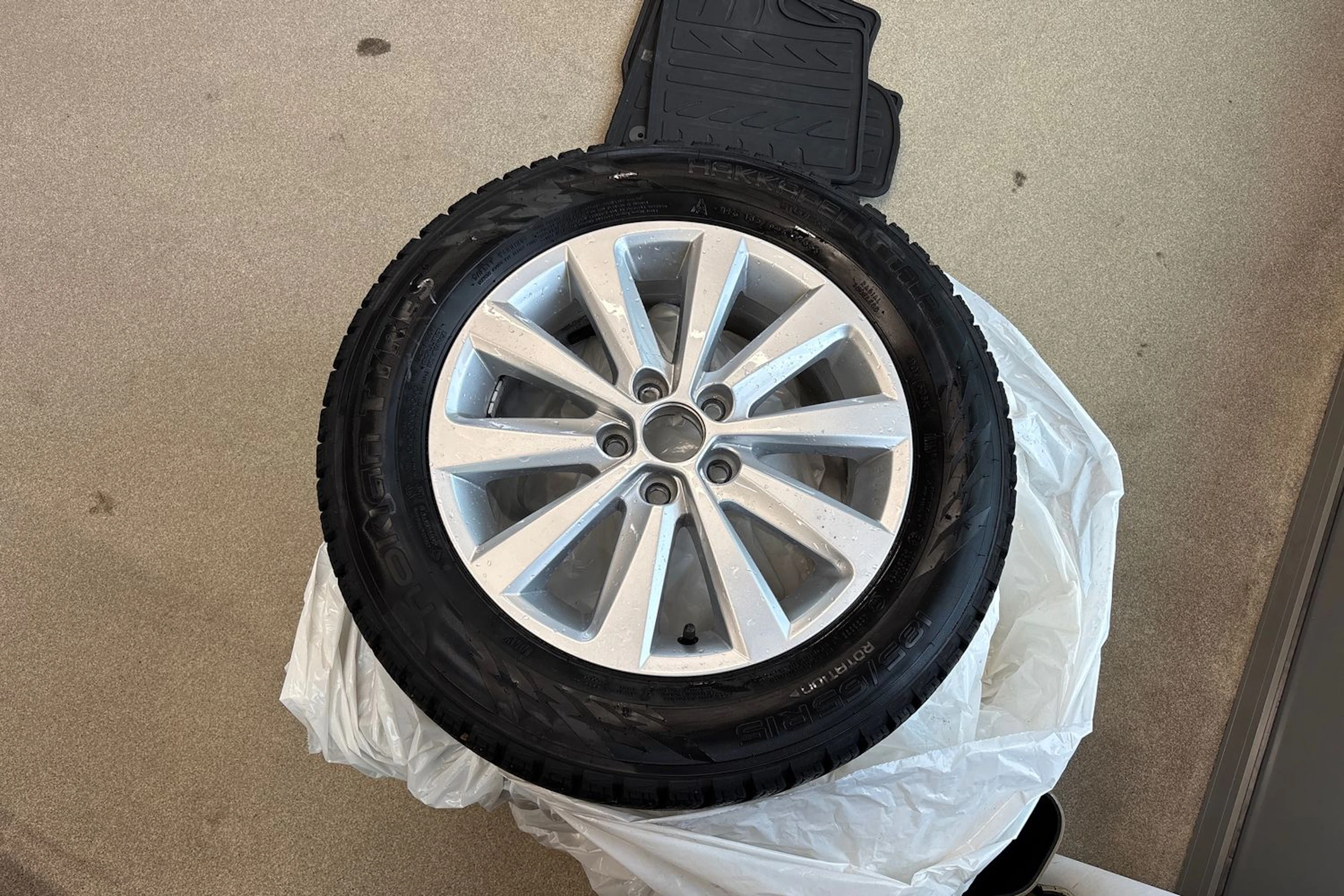 harmaa SEAT Ibiza 2019 kuva 13.