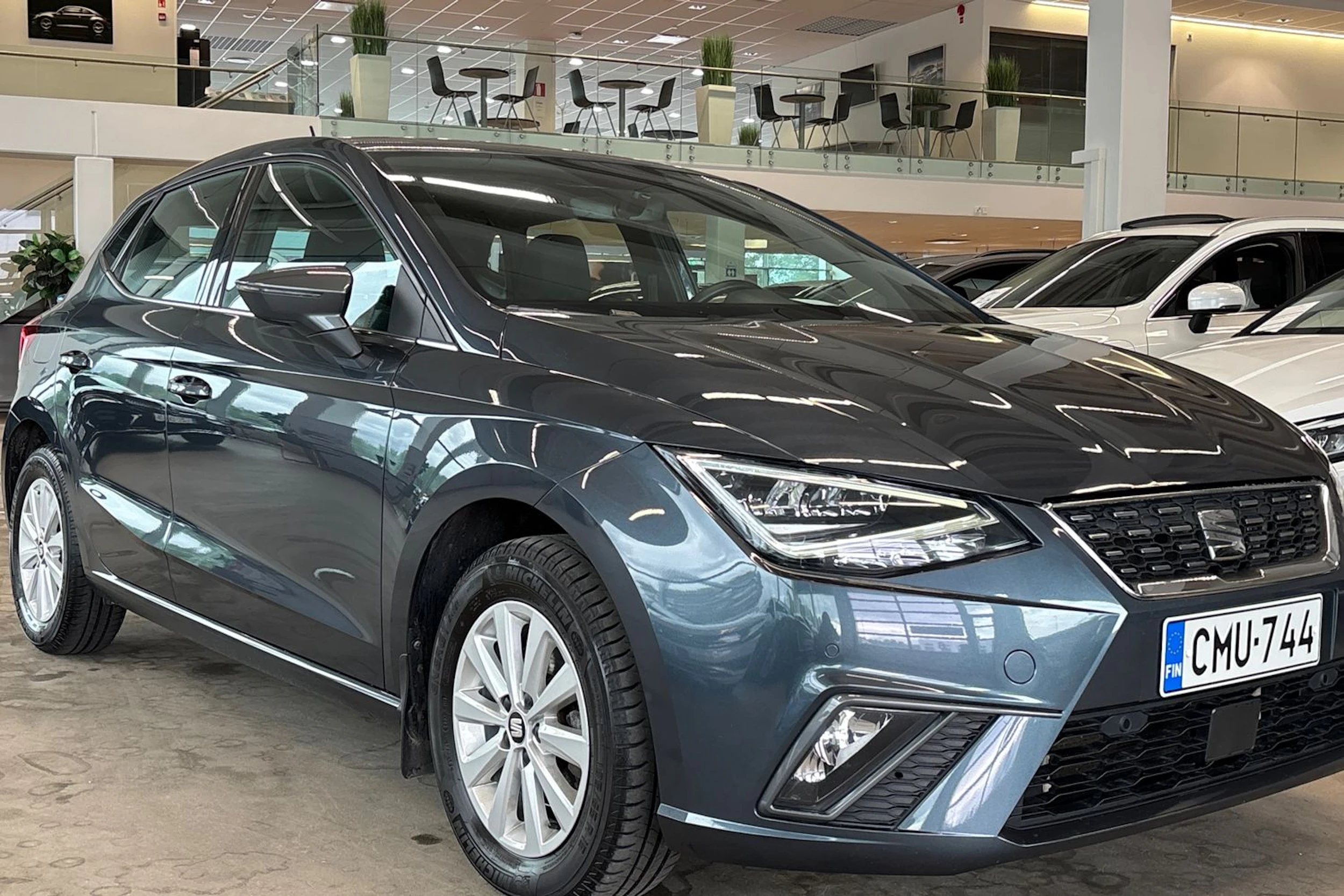 harmaa SEAT Ibiza 2019 kuva 16.