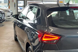 harmaa SEAT Ibiza 2019 kuva 18.