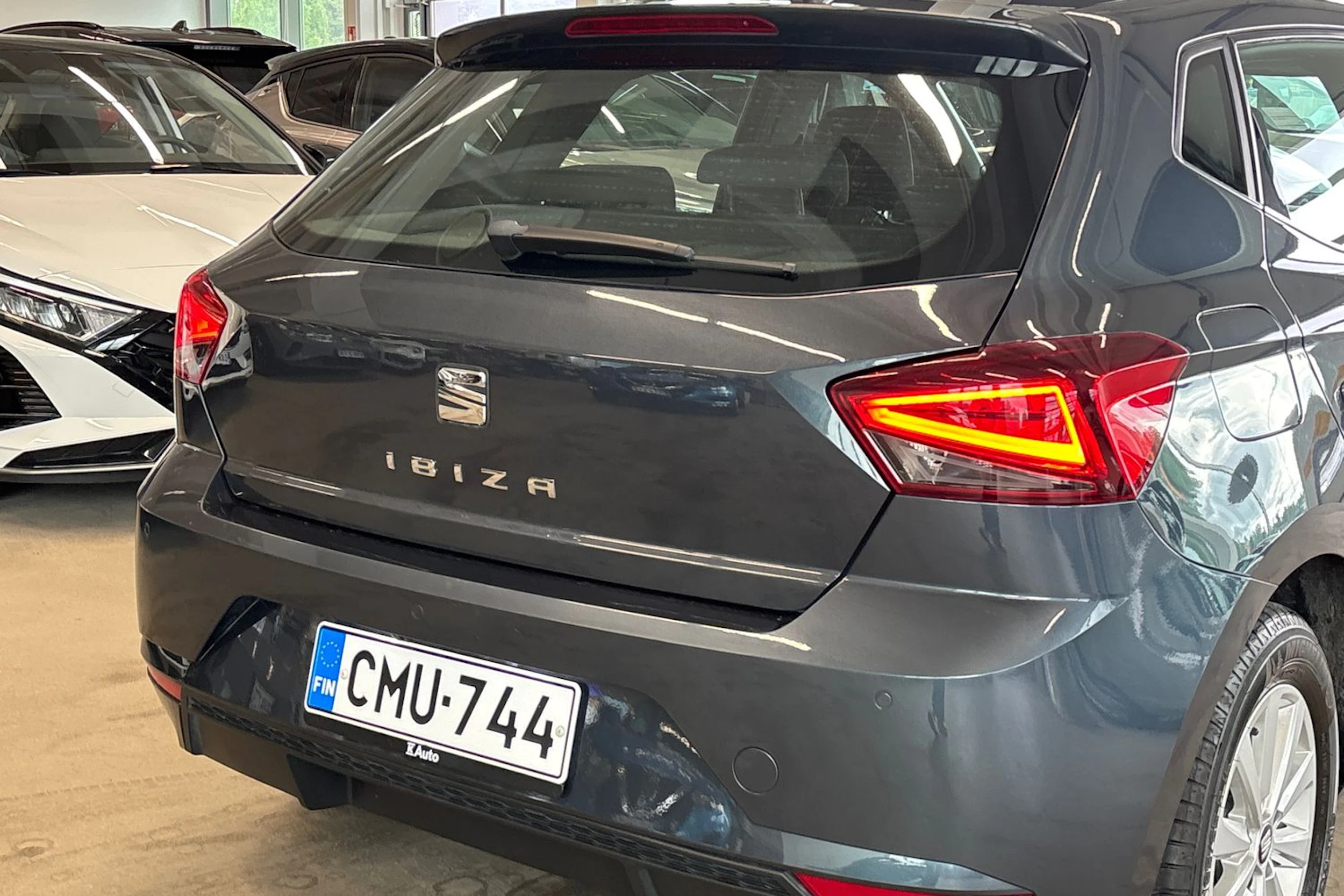 harmaa SEAT Ibiza 2019 kuva 19.