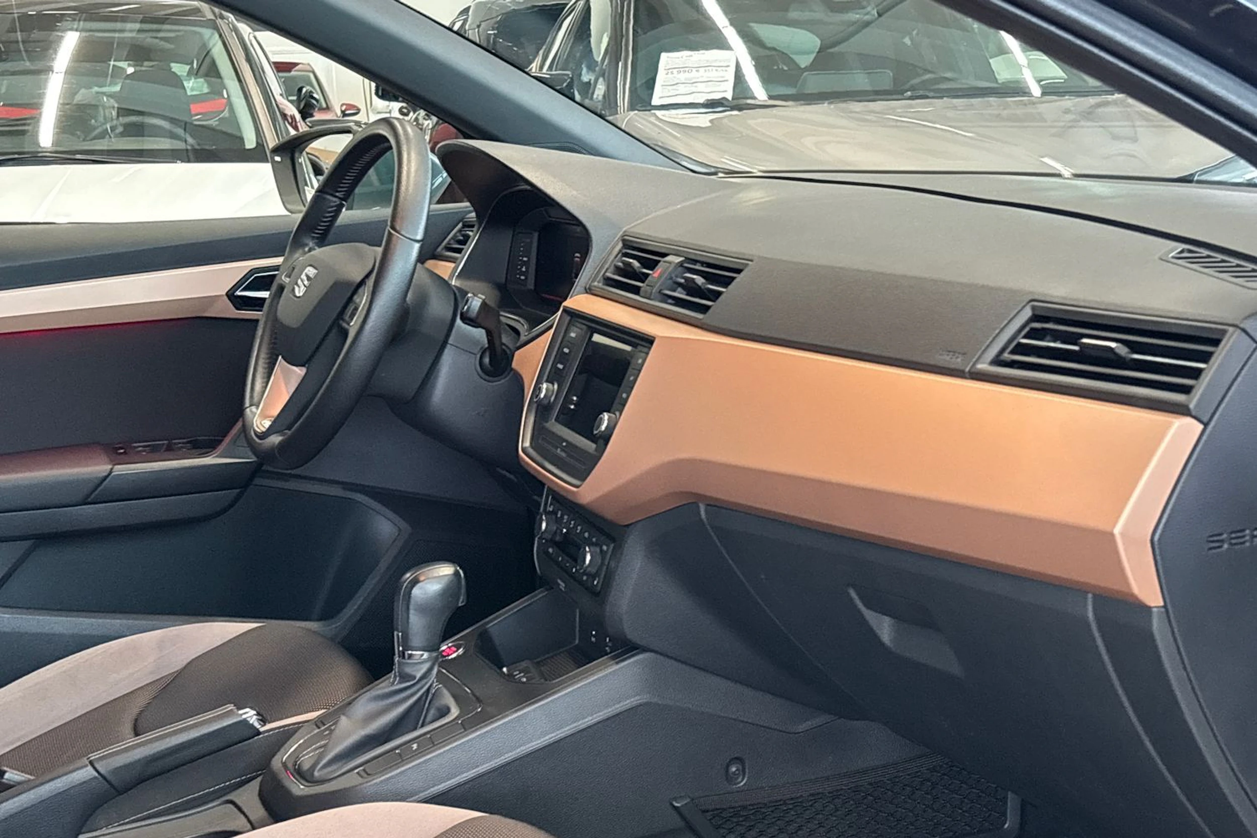harmaa SEAT Ibiza 2019 kuva 26.