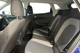 sininen SEAT Ibiza 2019 kuva 8.