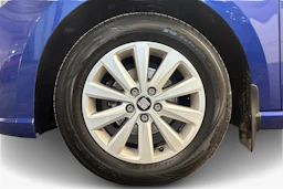 sininen SEAT Ibiza 2019 kuva 9.