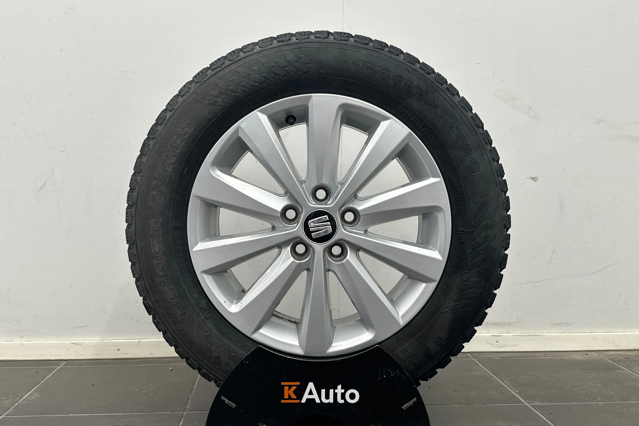 sininen SEAT Ibiza 2019 kuva 10.