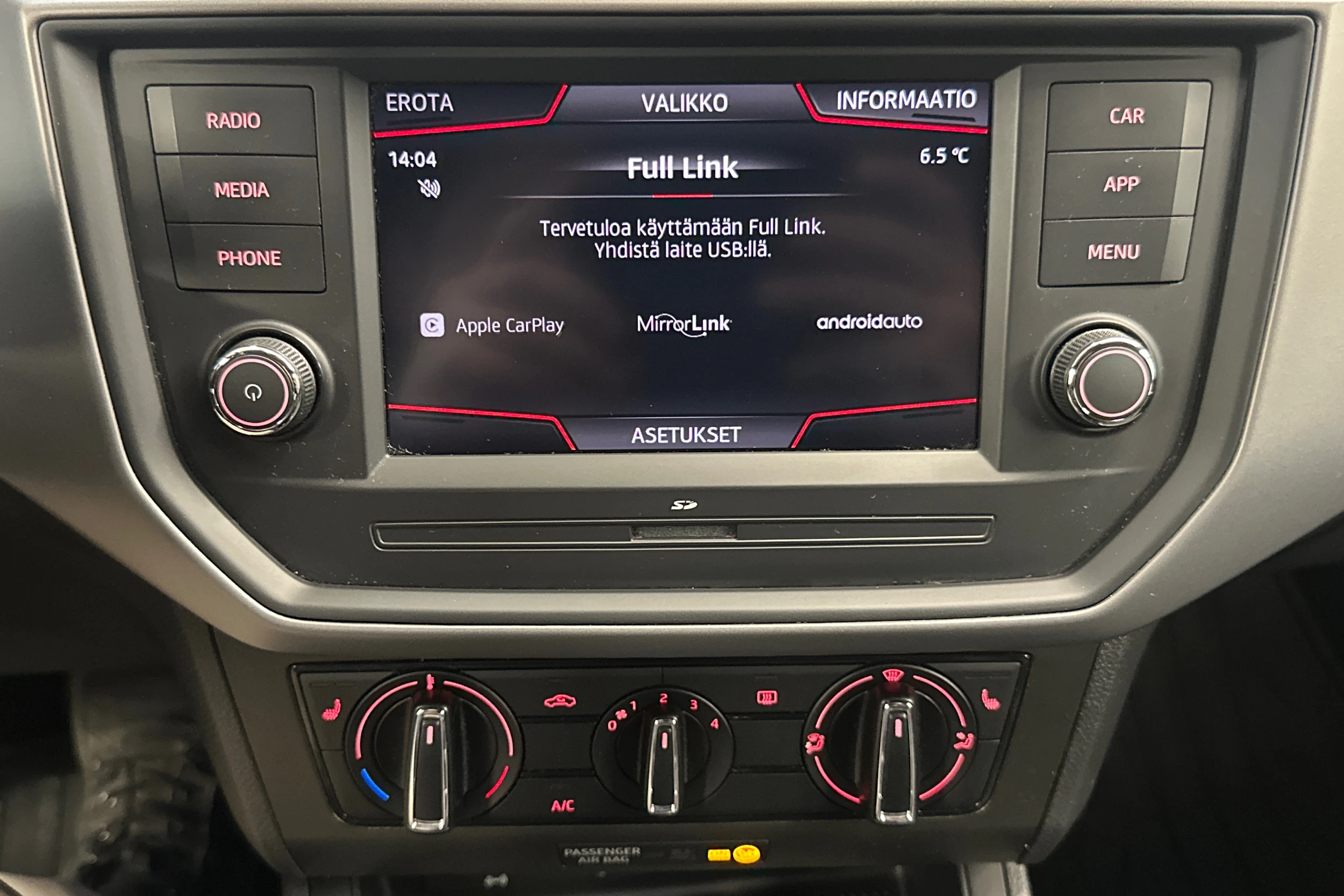 sininen SEAT Ibiza 2019 kuva 13.