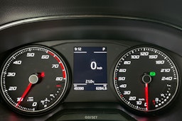 Valkoinen SEAT IBIZA 2019 kuva 16.