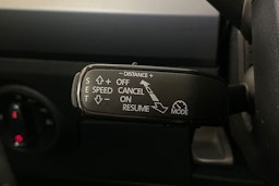 Valkoinen SEAT IBIZA 2019 kuva 18.