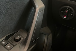 Valkoinen SEAT IBIZA 2019 kuva 20.