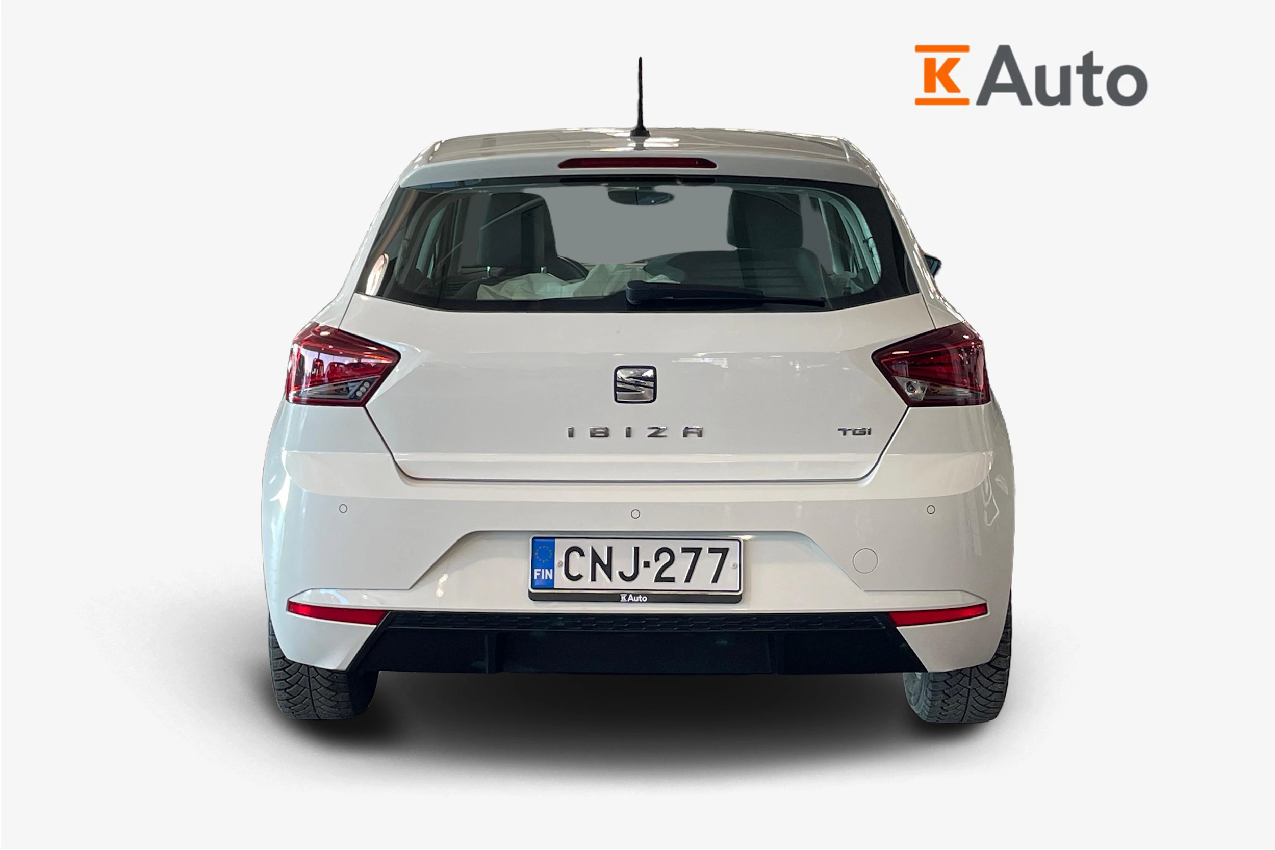 valkoinen SEAT Ibiza 2019 kuva 3.