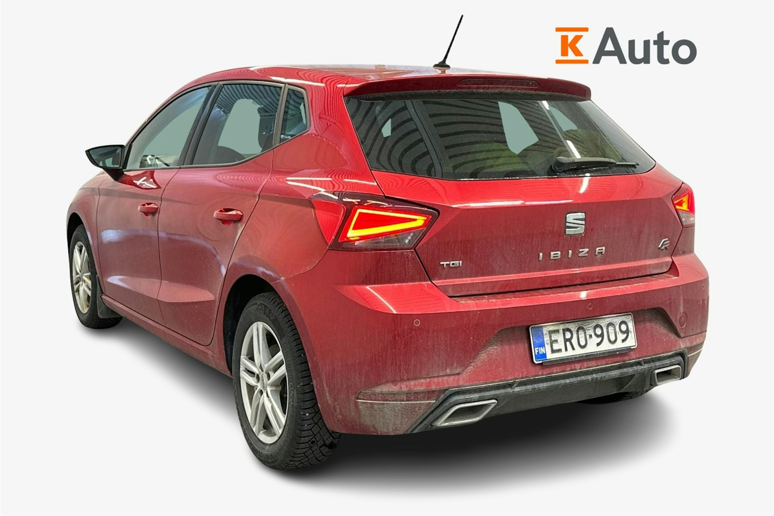 Punainen SEAT IBIZA 2019 kuva 2.