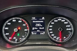 Punainen SEAT IBIZA 2019 kuva 17.