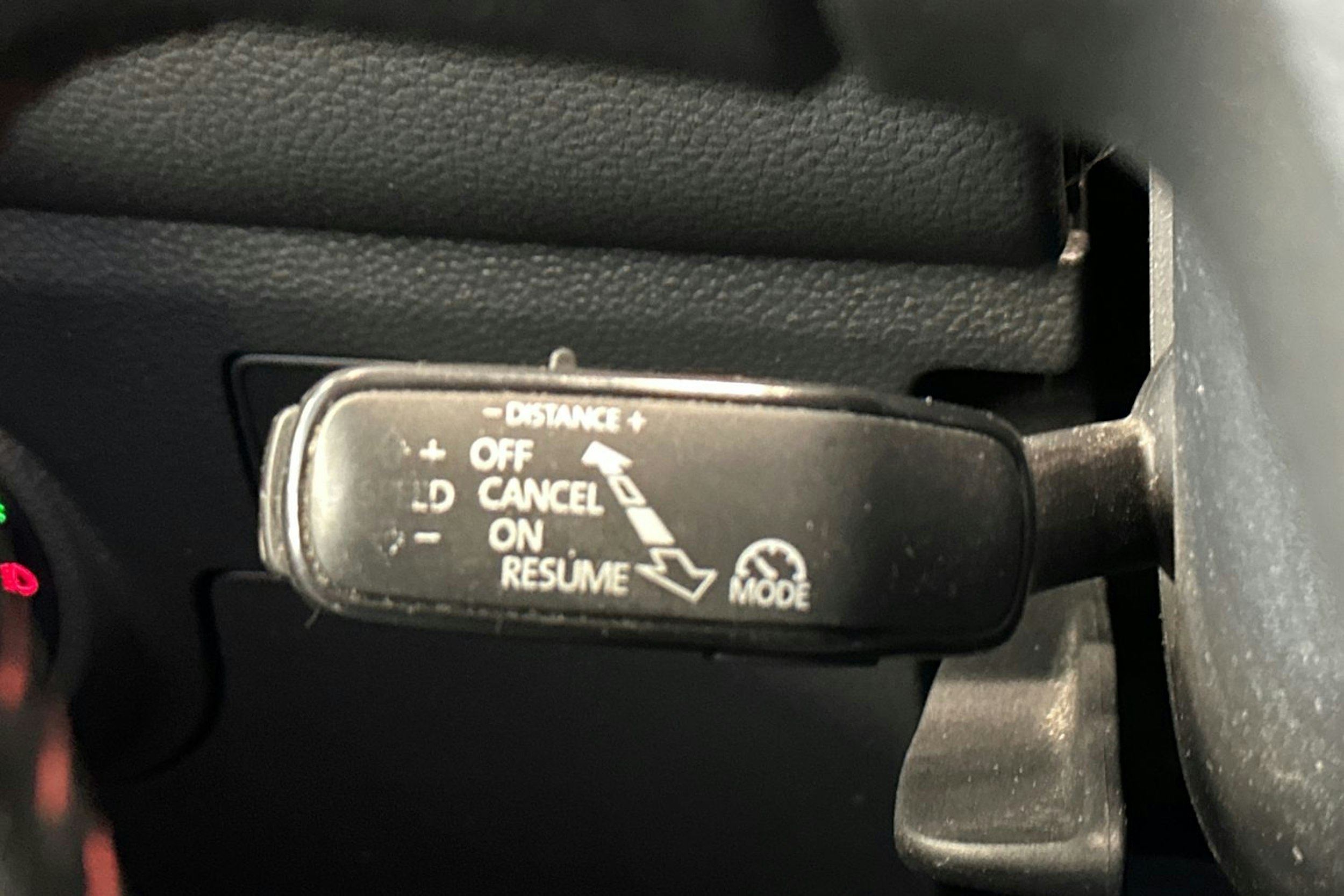 Punainen SEAT IBIZA 2019 kuva 18.