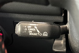 Punainen SEAT IBIZA 2019 kuva 18.