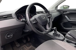 valkoinen SEAT Ibiza 2019 kuva 3.